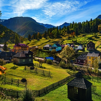 Calendar cu imagini Romania, 31.5 x 48 cm, 12 file, 2026